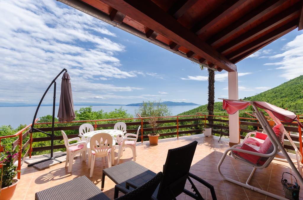 Apartment Zorka Medveja Εξωτερικό φωτογραφία